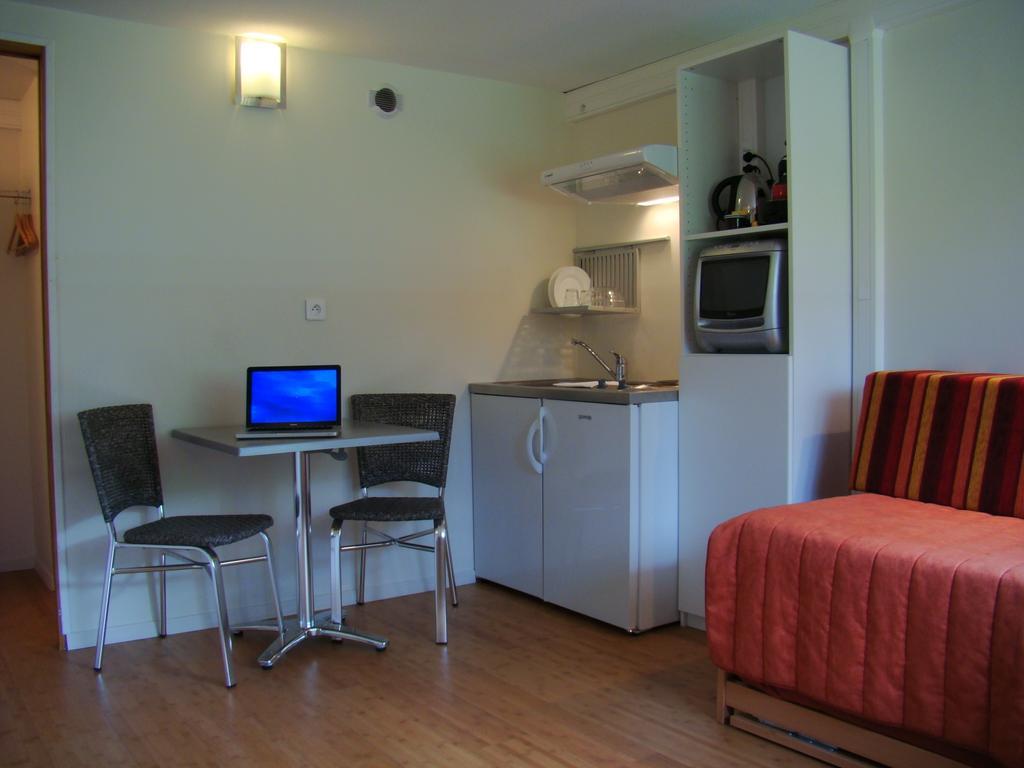 Hotel Pierre Blanche Chatillon-en-Michaille Zewnętrze zdjęcie
