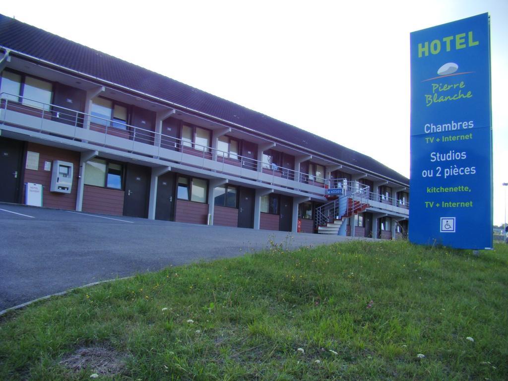 Hotel Pierre Blanche Chatillon-en-Michaille Zewnętrze zdjęcie