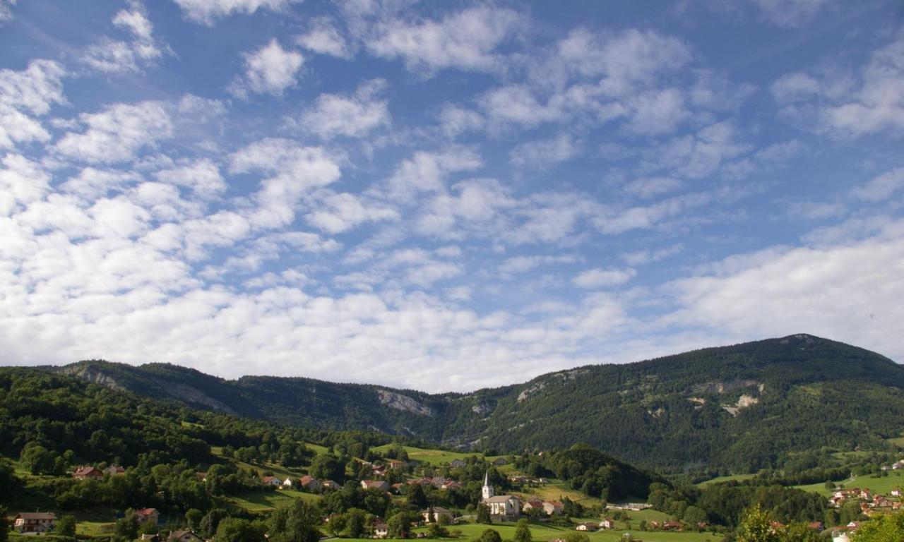 Hotel Pierre Blanche Chatillon-en-Michaille Zewnętrze zdjęcie